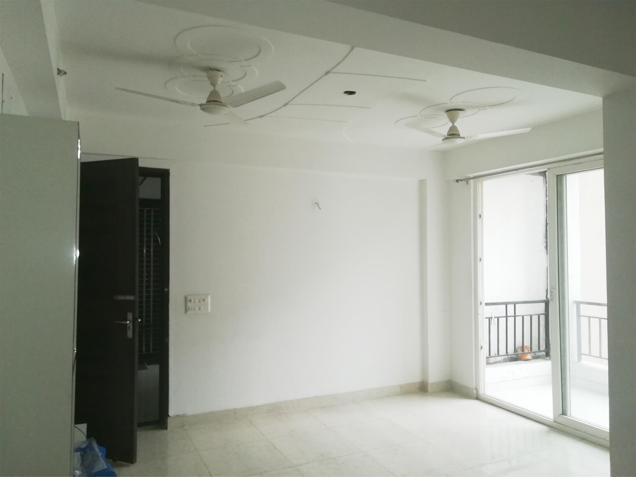 7th Avenue Bhk Flat In Gaur City Gaur City 7th Avenue In Noida
